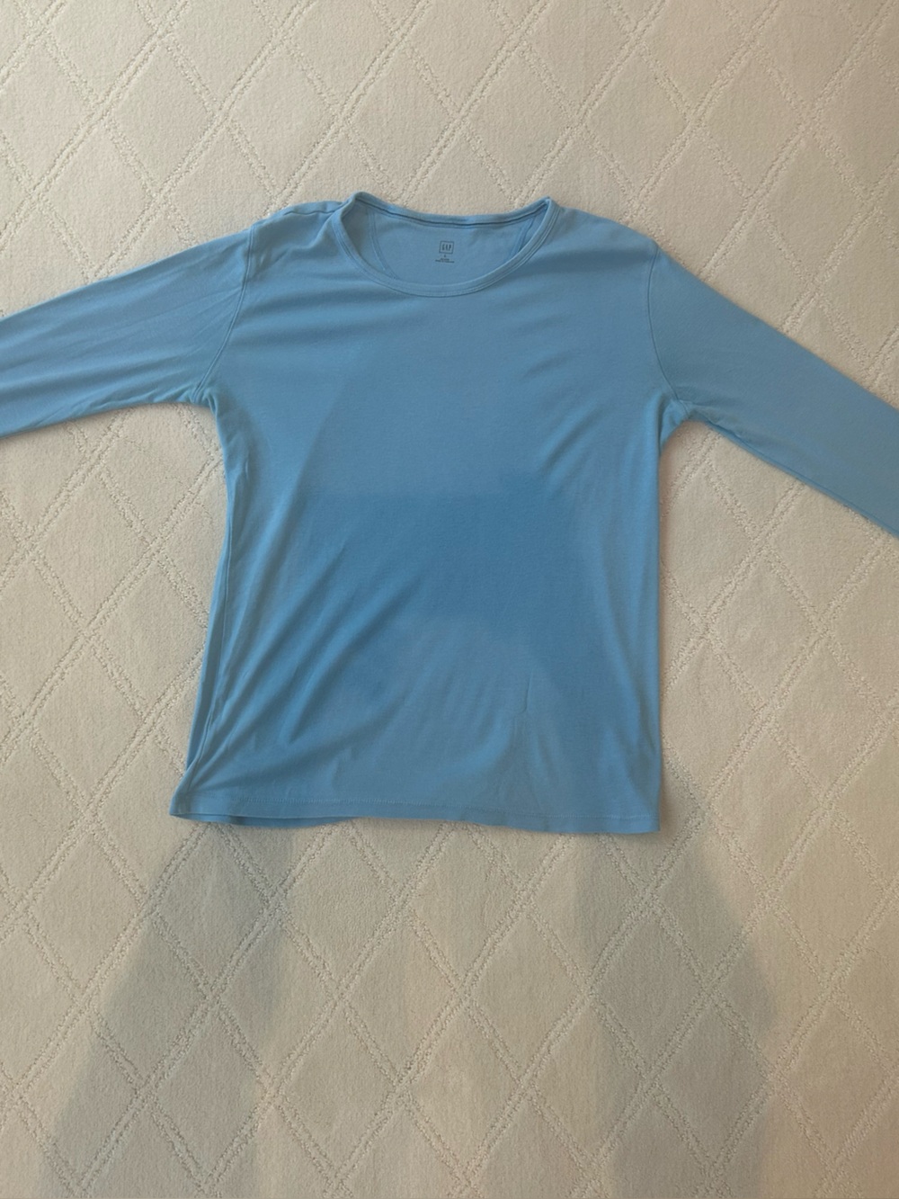 GAP women’s large blue long sleeve